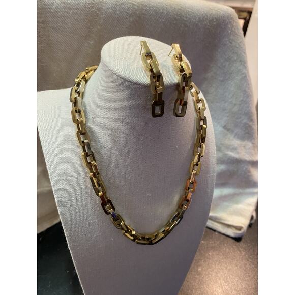 EDDIE BORGO Women's Gold Plated Statement Chain Link Necklace And Earrings Set - Picture 3 of 7